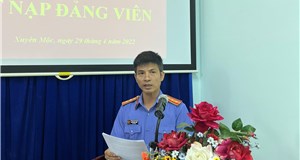 Chi bộ Viện kiểm sát nhân dân huyện Xuyên Mộc tổ chức lễ kết nạp đảng viên mới.