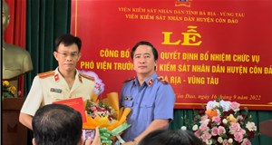 Lễ công bố và trao quyết định bổ nhiệm chức vụ Phó Viện trưởng VKSND huyện Côn Đảo